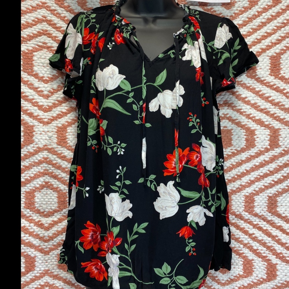 Old Navy Floral Blouse